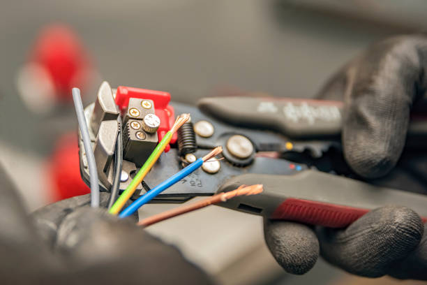 Best Affordable Electrician  in Hawaiian Gardens, CA