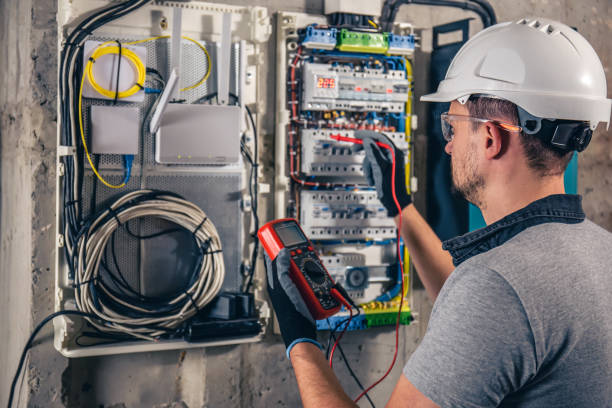 Best Local Electrician Companies  in Hawaiian Gardens, CA