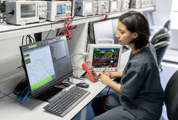 Best Local Electrician Companies  in Hawaiian Gardens, CA